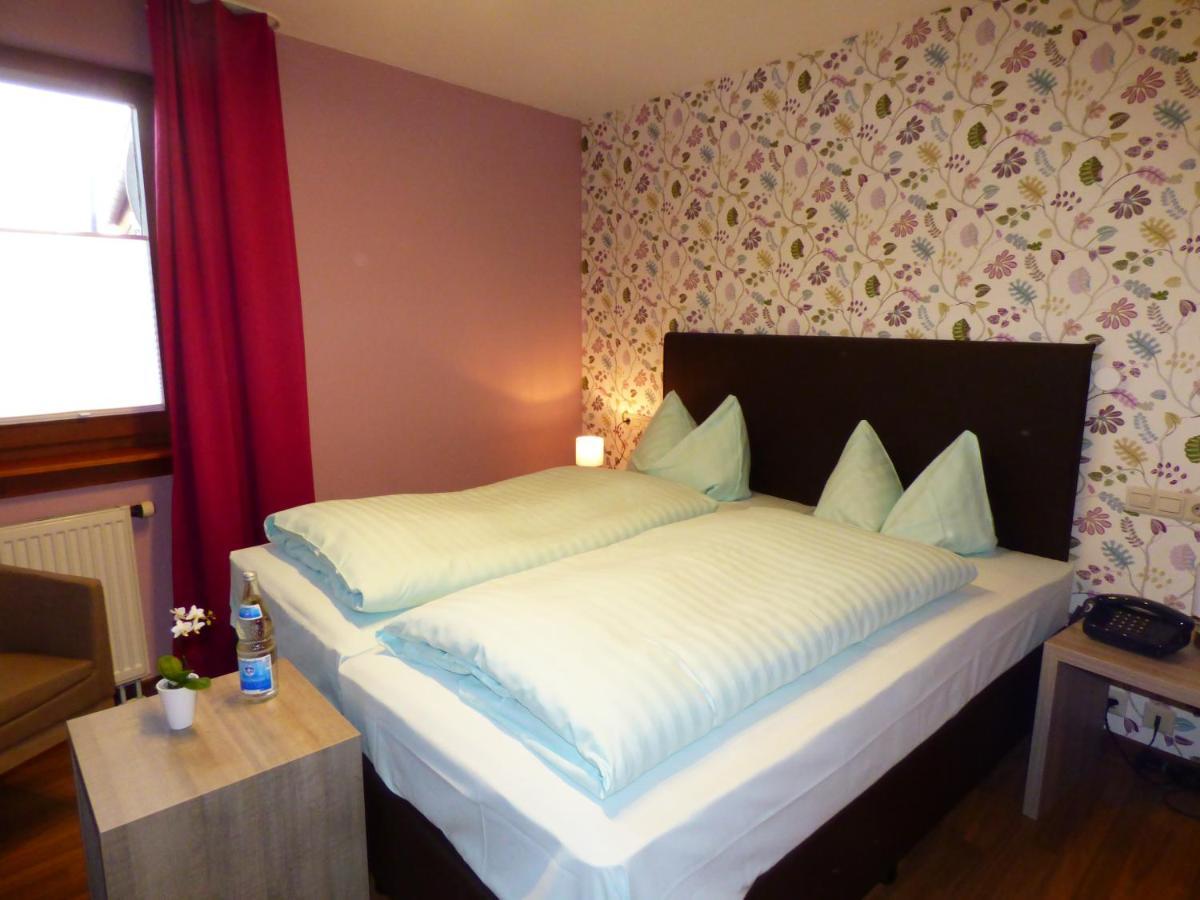 Zum Kronprinzen Hotel Garni Weyher Buitenkant foto